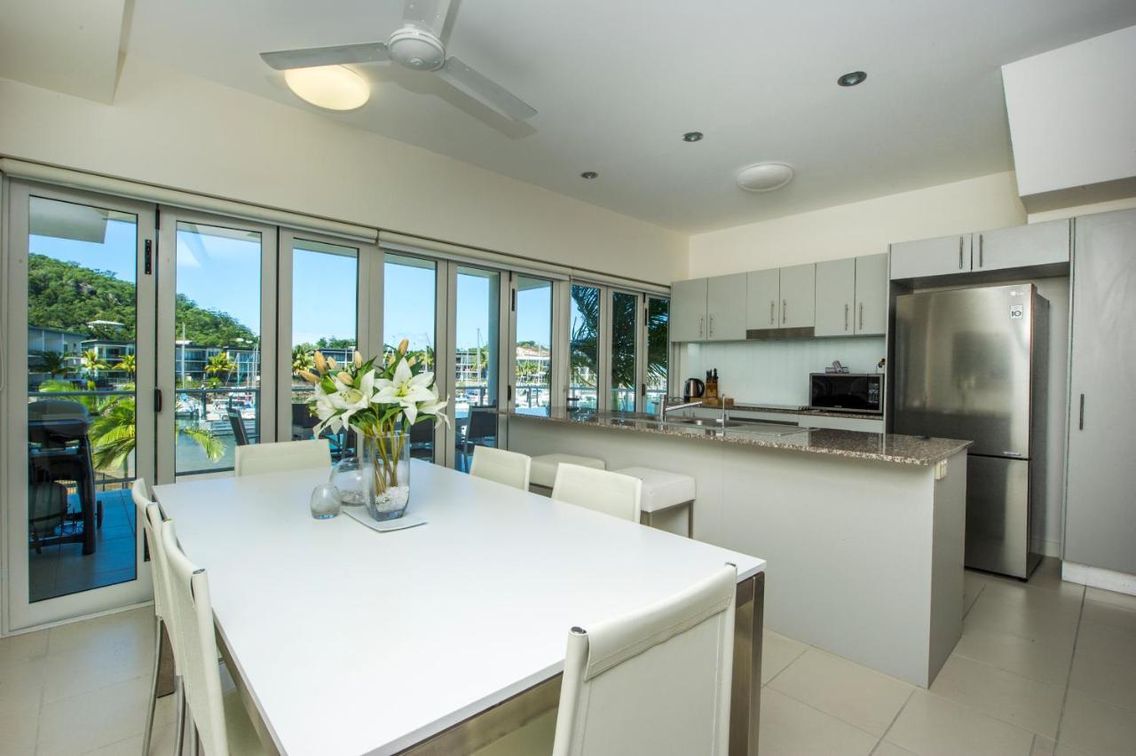 Beachside Magnetic Harbour Apartments Nelly Bay Exteriér fotografie