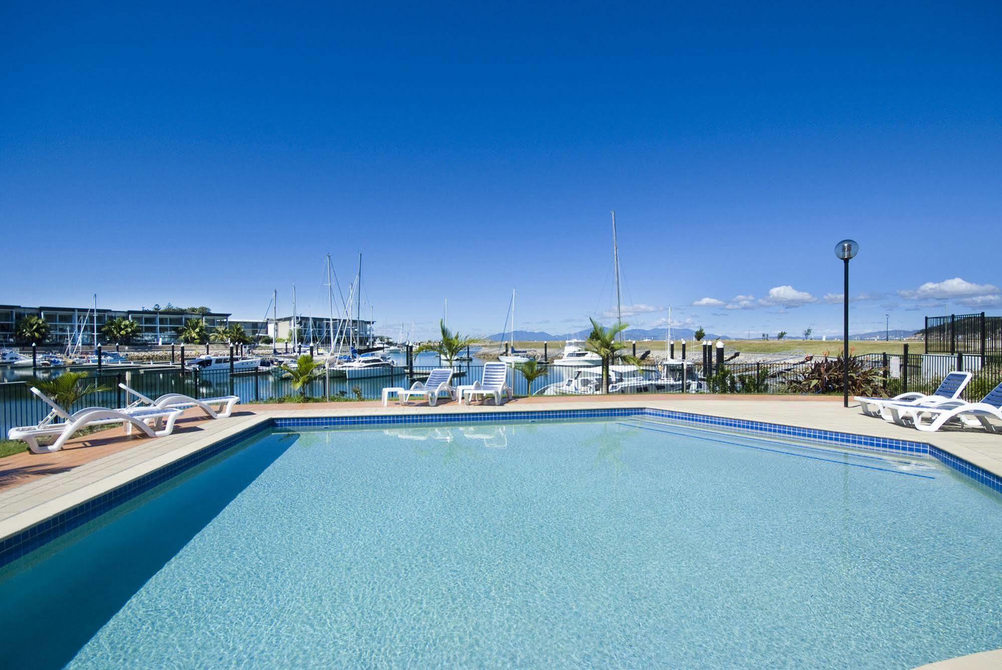 Beachside Magnetic Harbour Apartments Nelly Bay Exteriér fotografie