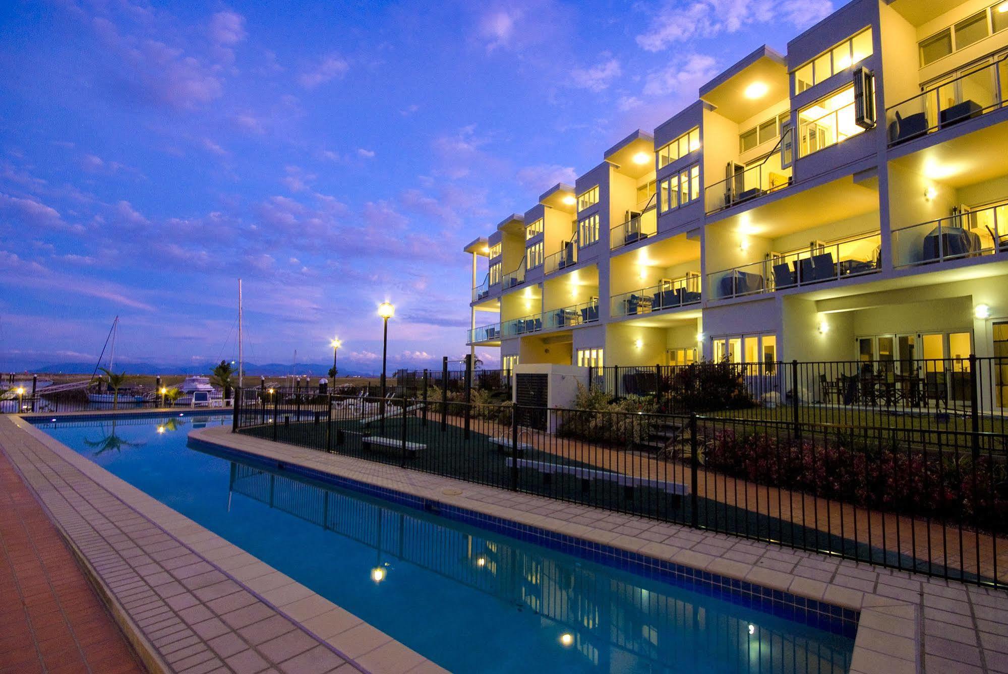 Beachside Magnetic Harbour Apartments Nelly Bay Exteriér fotografie